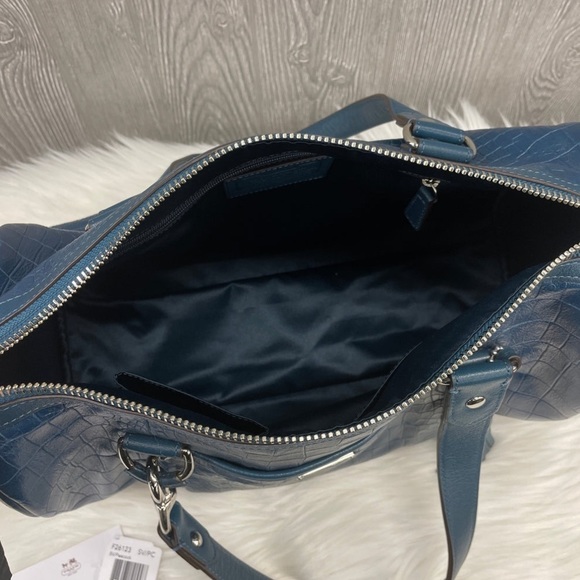 Coach Avery satchel in peacock - rare - croc embossed - used twice - like new​​​ - Picture 2 of 5